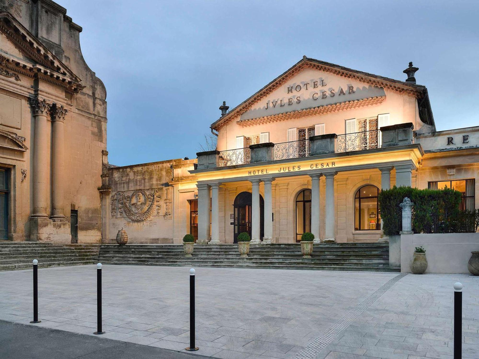 Hôtel&Spa Jules César Arles - MGallery Hotel Collection Exterior foto The theatre