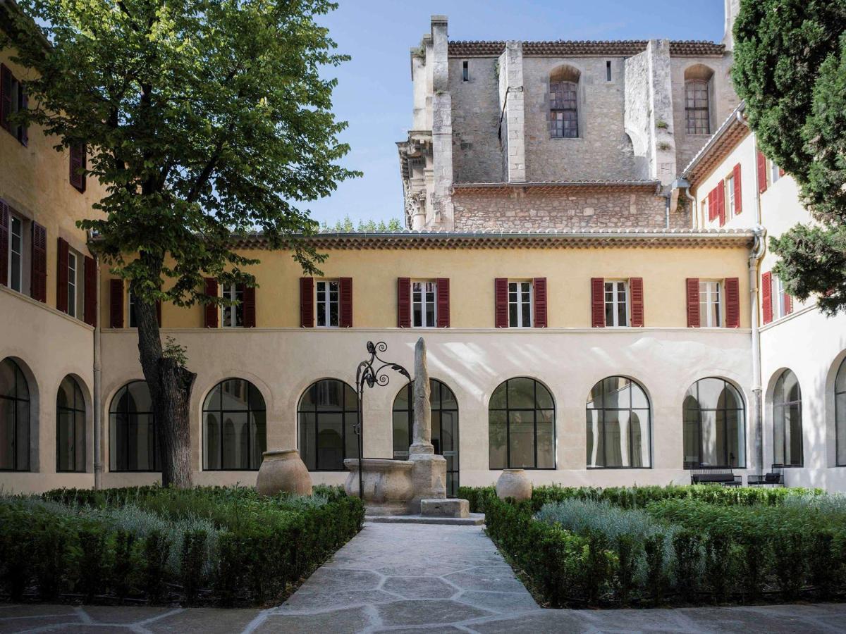 Hôtel&Spa Jules César Arles - MGallery Hotel Collection Exterior foto The museum's courtyard